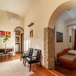 Piazza Navona Penthouse Rome