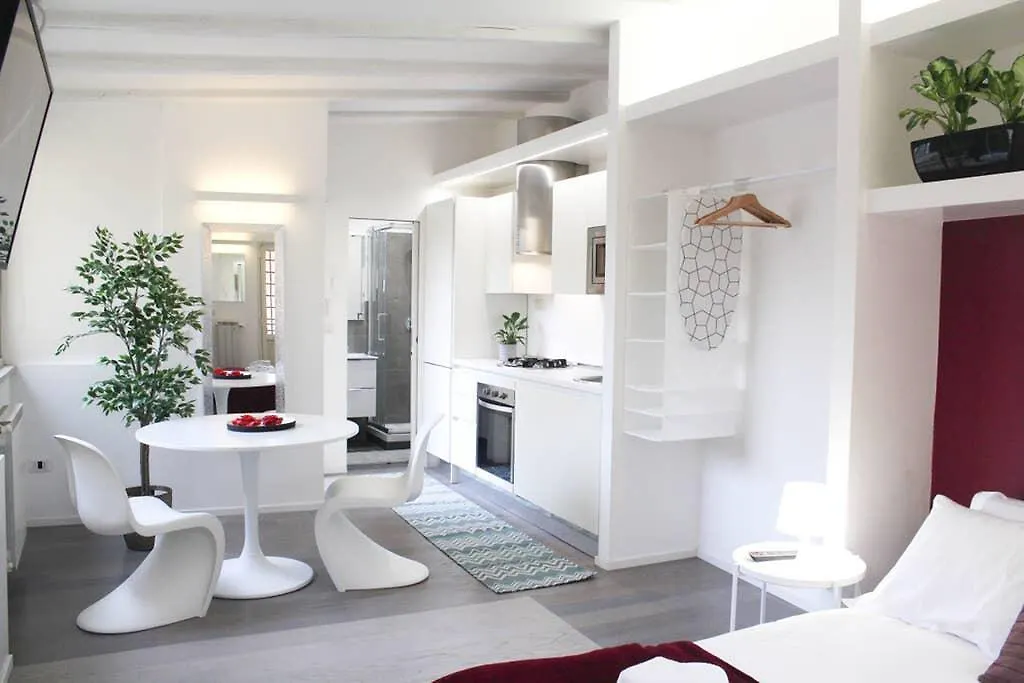 Bright Cozy Studio Trastevere - Top Collection Rome Apartment